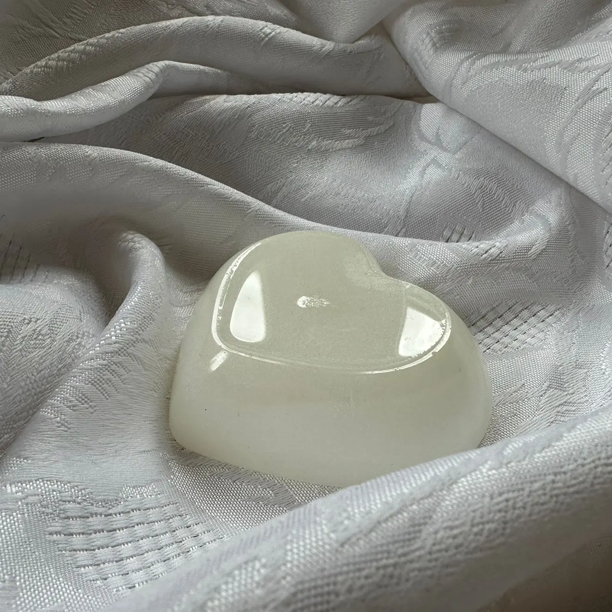 Herzschale weiss Vorderseite